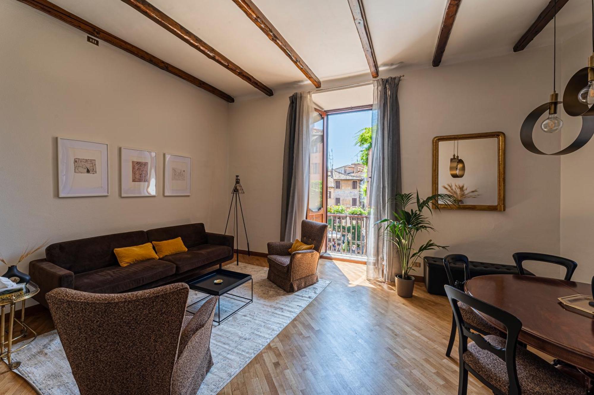 Margana Luxury 3 Bedrooms Amazing Terrace Apartment
